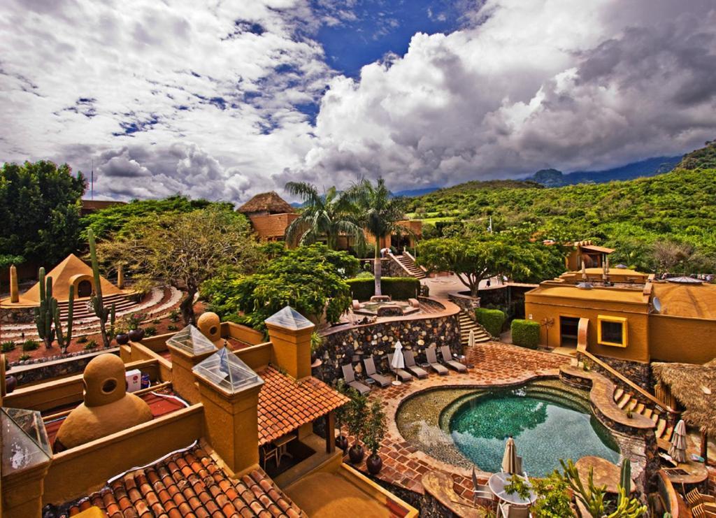 Hostal De La Luz - Spa Holistic Resort Тепостлан Экстерьер фото